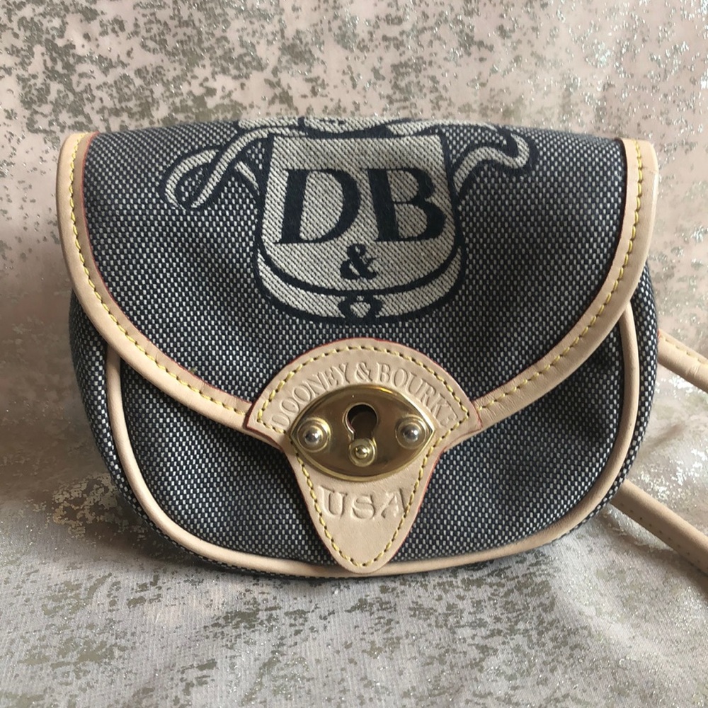 DOONEY AND BOURKE MONOGRAMED MINI CROSS BODY!
